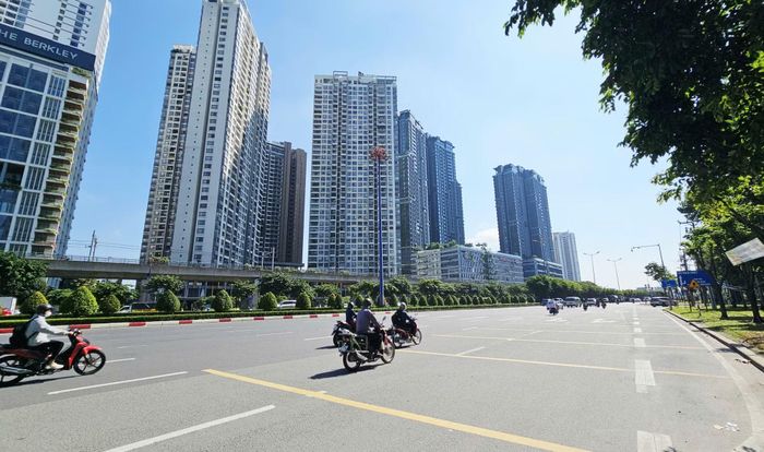 Nhà cao tầng mọc theo tuyến metro Bến Thành-Suối Tiên.