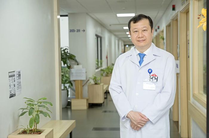 TS.BS Bùi Vinh Quang, Giám đốc Bệnh viện Ung bướu Hà Nội.