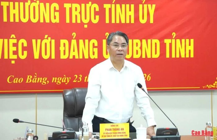 Bí thư Tỉnh ủy, Chủ tịch HĐND tỉnh Phan Thăng An kết luận buổi làm việc.