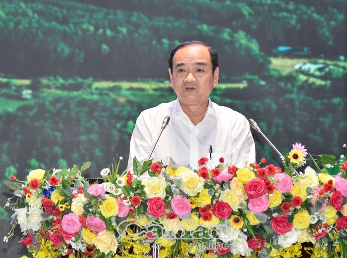 Phát biểu khai mạc, Phó Giám đốc Sở Văn hoá, Thể thao và Du lịch Từ Hoàng Ân cho biết, Liên hoan là sân chơi văn nghệ, góp phần nâng cao đời sống tinh thần, động viên người cao tuổi sống vui, sống khoẻ, sống có ích. 