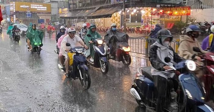 Mưa lớn kéo dài làm gia tăng nguy cơ ngập tại nhiều khu vực trũng thấp. Ảnh minh họa