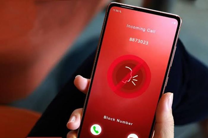 Người dân cần nâng cao cảnh giác khi sử dụng mạng xã hội, không cung cấp thông tin cá nhân, tài khoản ngân hàng, mã OTP cho người khác. Ảnh minh họa