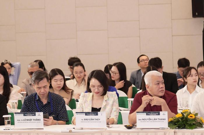 Các đại biểu tham dự Diễn đàn Chiến lược thương hiệu và cạnh tranh ngày 23/9/2026.