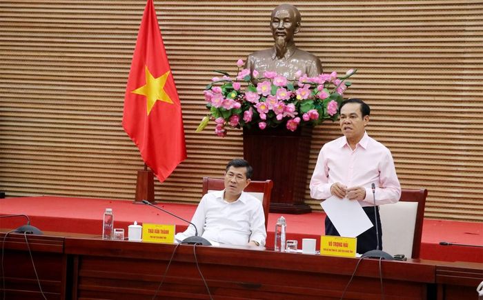 Chủ tịch UBND tỉnh Nghệ An Võ Trọng Hải yêu cầu 11 trường giai đoạn 2 phải hoàn thành 100% trước ngày 20/8/2027. (Ảnh: NAG)