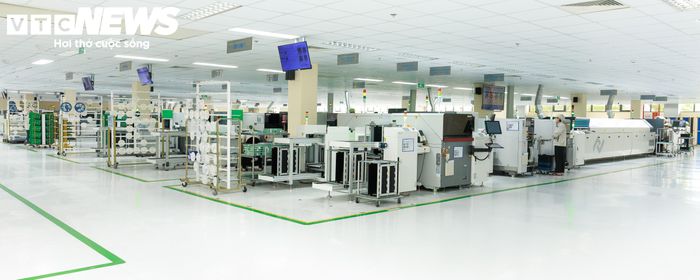 Nhà máy sản xuất của VNPT Technology đang áp dụng AI vào quy trình sản xuất. (Ảnh: VNPT Technology)
