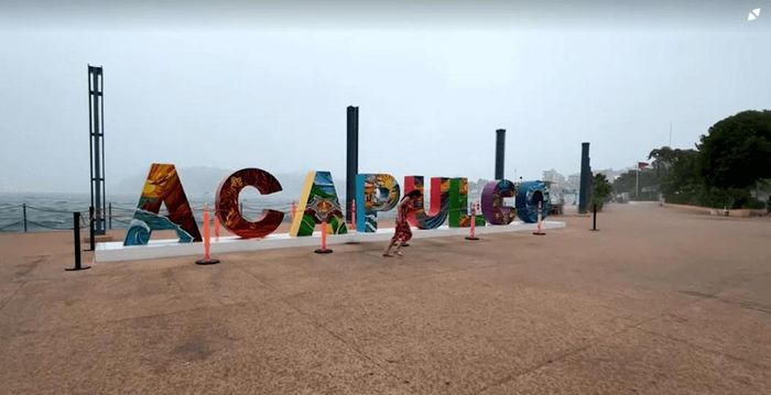Bão siêu cấp có thể ảnh hưởng tới Acapulco, Thành phố du lịch lịch sử, Bang Guerrero, Mexico. Ảnh: Reuters