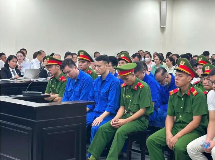 Các bị cáo tại phiên tòa. Ảnh: N.M