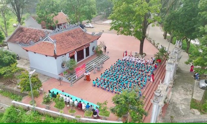 Đình Tiến Tiên là nơi tổ chức các hoạt động về nguồn, kết nạp đội viên của các nhà trường. Ảnh: HT