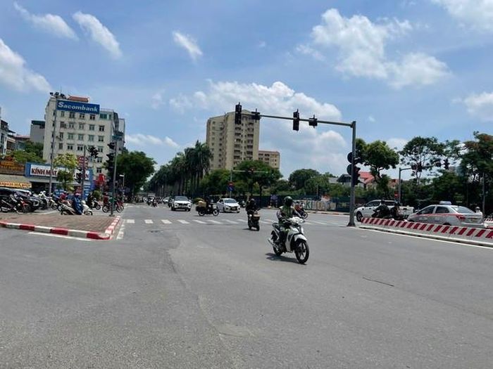 Thời tiết Hà Nội tiếp tục có nắng nhiều. Ảnh: T.H