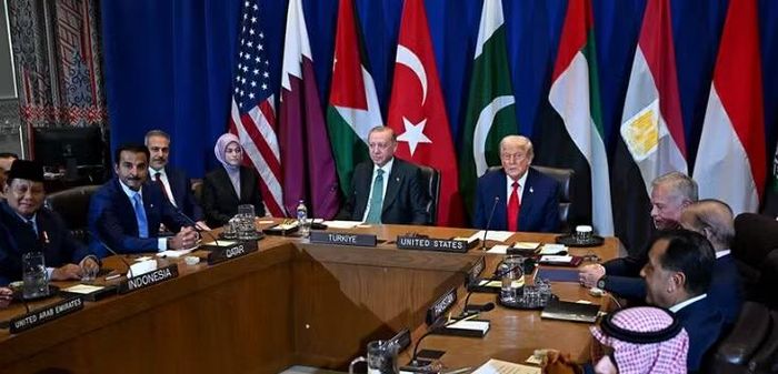 Đặc phái viên Mỹ Steve Witkoff cho biết các bên trung gian liên tục di chuyển giữa phái đoàn Mỹ và Iran trong ngày. Ông mô tả vòng thảo luận là "mang tính xây dựng và đầy hứa hẹn", đồng thời cho biết hoạt động ngoại giao sẽ tiếp tục.