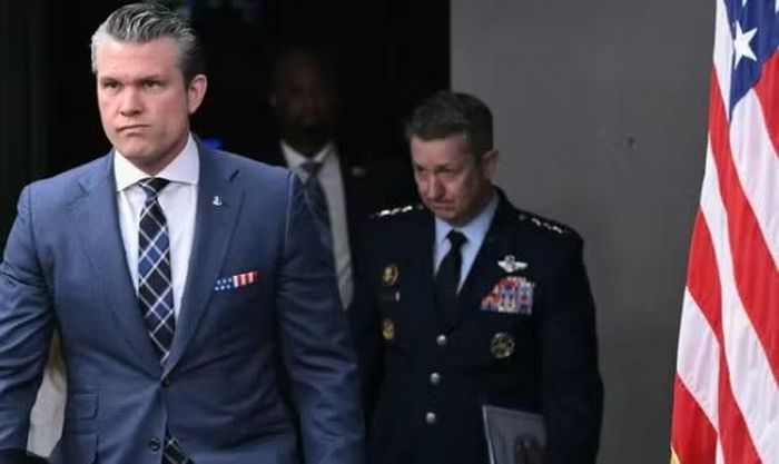 Ông Hegseth ví sáng kiến này với các cuộc diễn tập Louisiana trước Thế chiến II. Khoảng 400.000 binh sĩ Mỹ từng tham gia những cuộc diễn tập quy mô lớn nhằm kiểm tra huấn luyện, hậu cần và năng lực chỉ huy.