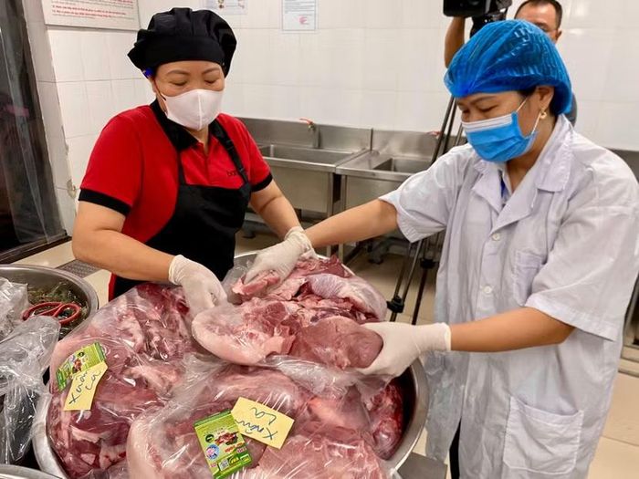 Hà Nội đang quản lý bữa ăn bán trú theo chuỗi khép kín