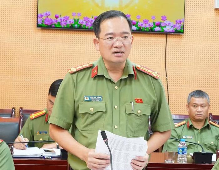 Đại tá Đoàn Đức Thắng, Chánh Thanh tra CATP phát biểu tại Hội nghị