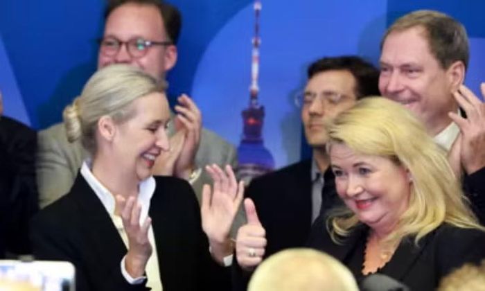 Trong khi đó, đảng Lựa chọn khác cho nước Đức (AfD) giành vị trí dẫn đầu với khoảng 38% phiếu. Ông Merz gọi kết quả của CDU tại bang này là "một thảm họa".