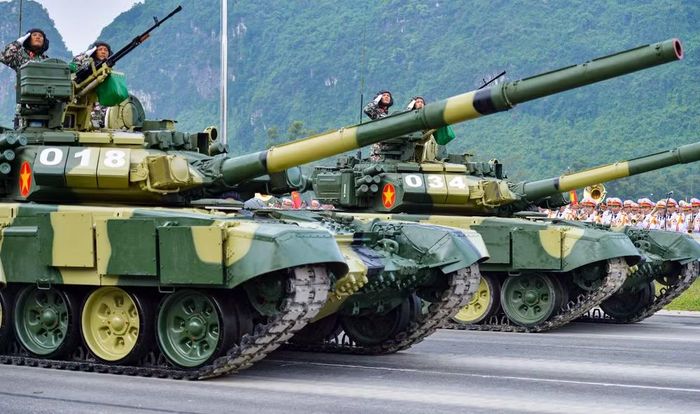 Đây là thế hệ xe tăng có mức độ tự động hóa cao, tích hợp nhiều công nghệ hiện đại, đặt ra yêu cầu mới về huấn luyện, khai thác và bảo đảm kỹ thuật.