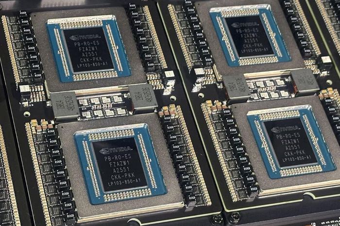 Các con chip do Nvidia và các công ty Mỹ sản xuất vẫn được đánh giá là mạnh nhất hiện nay. Ảnh: Reuters.
