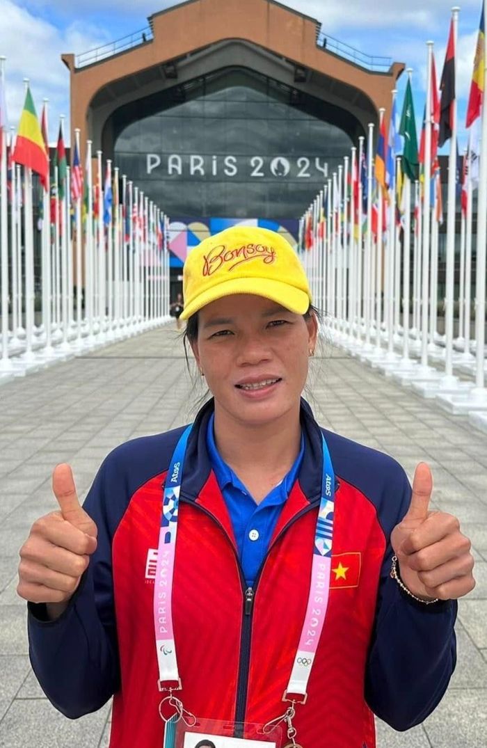 Phạm Thị Huệ ở Olympic Paris 2024, kỳ Thế vận hội đầu tiên của cô sau hai lần đạt chuẩn nhưng lỡ hẹn. Ảnh: Phạm Thị Huệ/Facebook.
