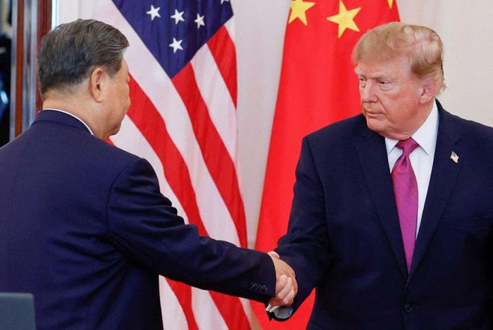  Hai nhà lãnh đạo bắt tay nhau sau bài phát biểu. Ảnh: Reuters. 