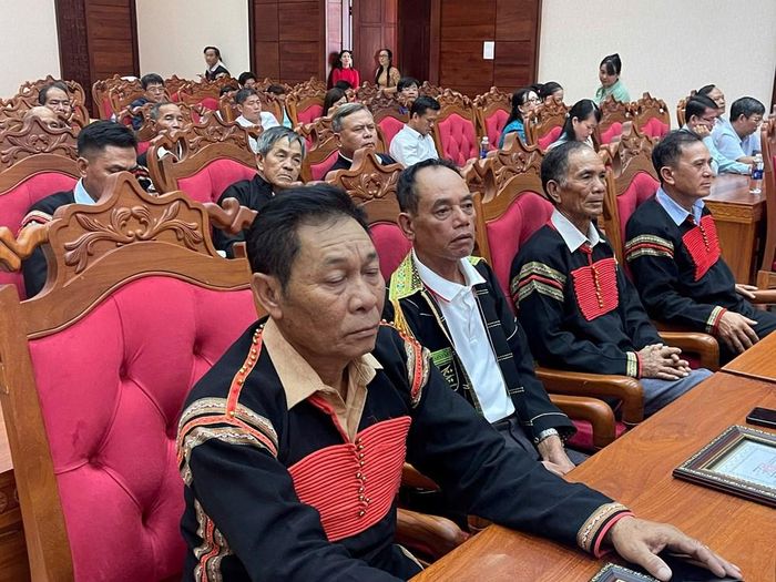 220 già làng, người có uy tín tiêu biểu tỉnh Đắk Lắk tham dự Hội nghị gặp mặt, biểu dương năm 2026