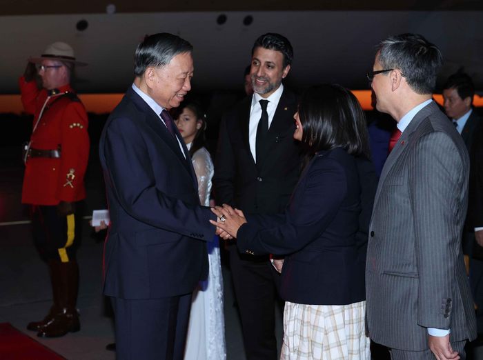 Tổng Bí thư, Chủ tịch nước Tô Lâm đến thủ đô Ottawa, bắt đầu chuyến thăm cấp Nhà nước tới Canada. Ảnh: Thống Nhất – TTXVN