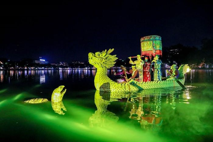 Biểu diễn tại đền Ngọc Sơn trong khuôn khổ Festival Thăng Long - Hà Nội 2026