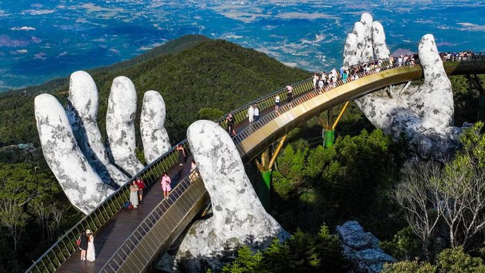 Việc kiến tạo những công trình biểu tượng góp phần tạo thương hiệu và gia tăng sức hấp dẫn cho điểm đến. (Ảnh: HÀ AN)