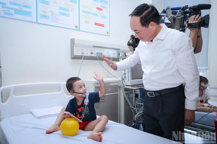 Đây là những bệnh nhân điều trị dài hạn, không được đón Tết Trung thu tại nhà.