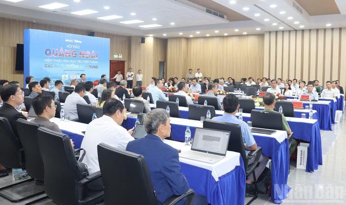 Quang cảnh hội thảo. (Ảnh: HIỂN CỪ)