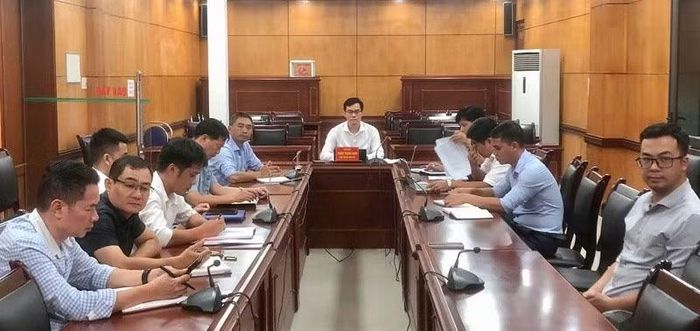 Đồng chí Phạm Thanh Nam, Phó Giám đốc (phụ trách) Sở Khoa học và Công nghệ Điện Biên chủ trì buổi làm việc giữa Sở Khoa học và Công nghệ Điện Biên với đại diện lãnh đạo Tổng Công ty Tập đoàn OSB. (Ảnh: Sở Khoa học và Công nghệ)