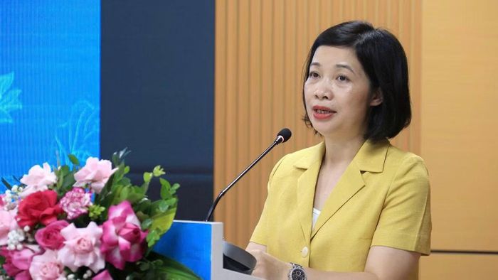 Bà Nguyễn Thị Kim Dung, Phó Trưởng ban Thường trực Ban Công tác Phụ nữ, Trung ương Hội Liên hiệp Phụ nữ Việt Nam, thông tin về hoạt động. (Ảnh: CTV)
