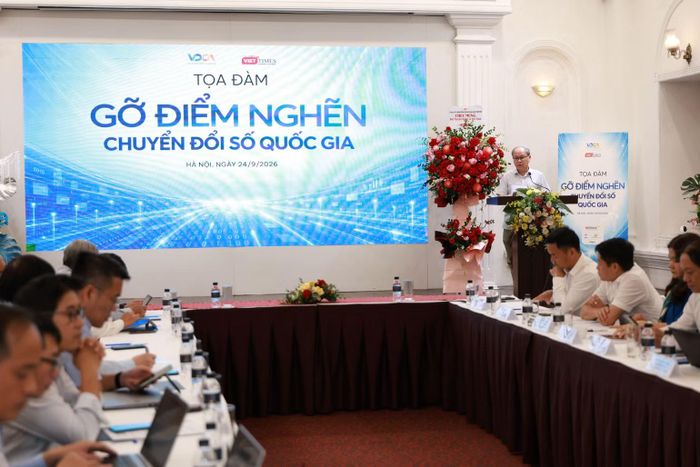 Đại tá Ngô Như Cường, Phó Cục trưởng Cục Cảnh sát quản lý hành chính về trật tự xã hội (C06), Bộ Công an phát biểu tại tọa đàm. (Ảnh: Ban tổ chức)