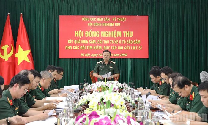 Thiếu tướng Phùng Ngọc Sơn, Phó Chủ nhiệm, Tham mưu trưởng Tổng cục Hậu cần-Kỹ thuật, Chủ tịch Hội đồng nghiệm thu kết luận nghiệm thu.(Ảnh: QUỲNH HƯƠNG)