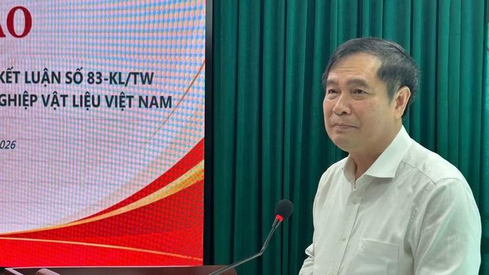 Phó Trưởng Ban Tuyên giáo Trung ương Phan Xuân Thủy phát biểu tại Hội thảo. (Ảnh: BÍCH LIÊN)