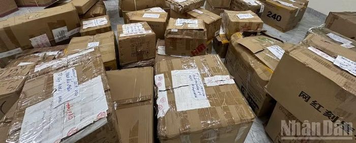 Các cơ quan, đơn vị phải hoàn thành tổ chức xử lý dứt điểm các tài sản là tang vật, phương tiện vi phạm bị tịch thu còn tồn đọng theo đúng quy định.