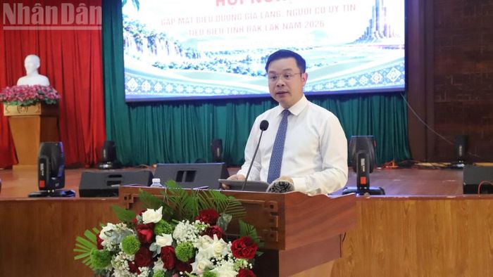 Chủ tịch Ủy ban nhân dân tỉnh Đắk Lắk Đỗ Hữu Huy phát biểu tại hội nghị. (Ảnh: CÔNG LÝ)
