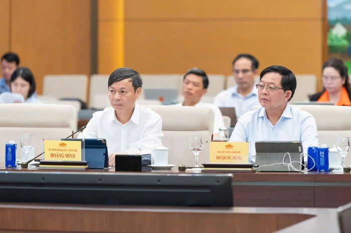 Các đại biểu tham gia phiên họp. (Ảnh: Bộ Khoa học và Công nghệ)