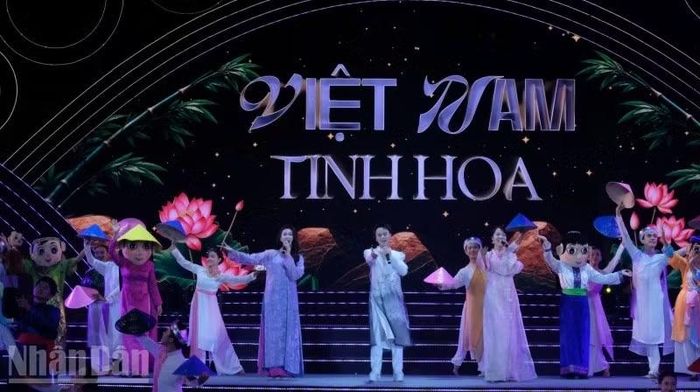 Một tiết mục trong chương trình nghệ thuật. (Ảnh: THẾ ANH)