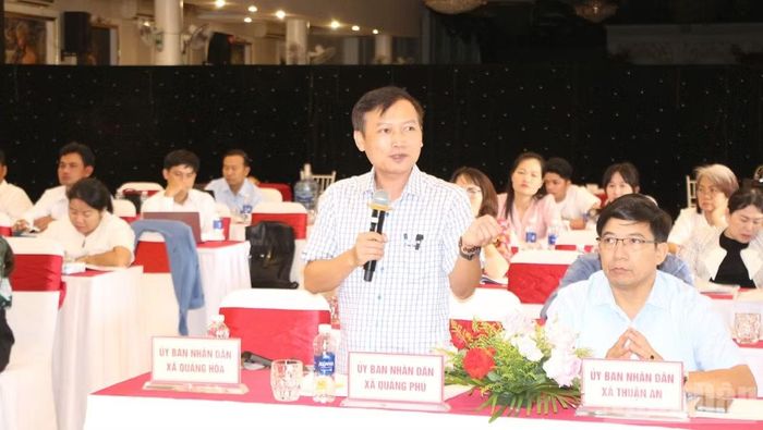 Lãnh đạo Ủy ban nhân dân xã Quảng Phú trao đổi kinh nghiệm trong quản lý, đồng thời chỉ ra nhiều bất cập hạn chế việc phát huy giá trị Công viên địa chất toàn cầu UNESCO Đắk Nông.
