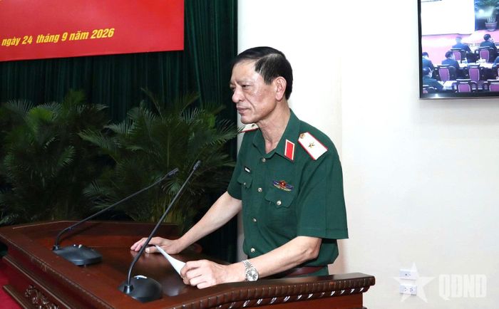 Thiếu tướng Nguyễn Ngọc Đoàn phát biểu tại hội nghị.