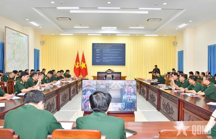 Điểm cầu trung tâm. 