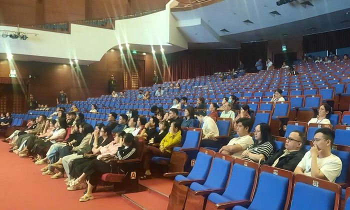 Những người có liên quan đến dự phiên tòa tại điểm cầu Nhà hát Trưng Vương