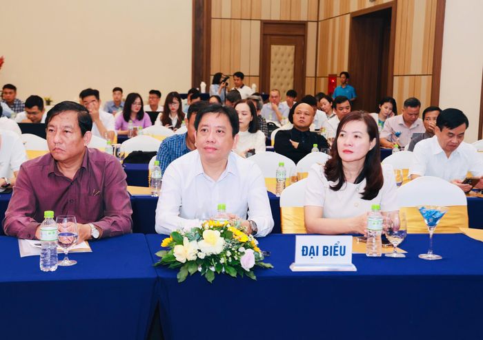  Các đại biểu tham gia buổi tập huấn 