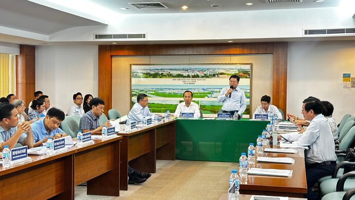 Ông Lê Văn Thinh, Phó Trưởng Ban HEPZA phát biểu tại hội nghị. Ảnh: THANH DUNG