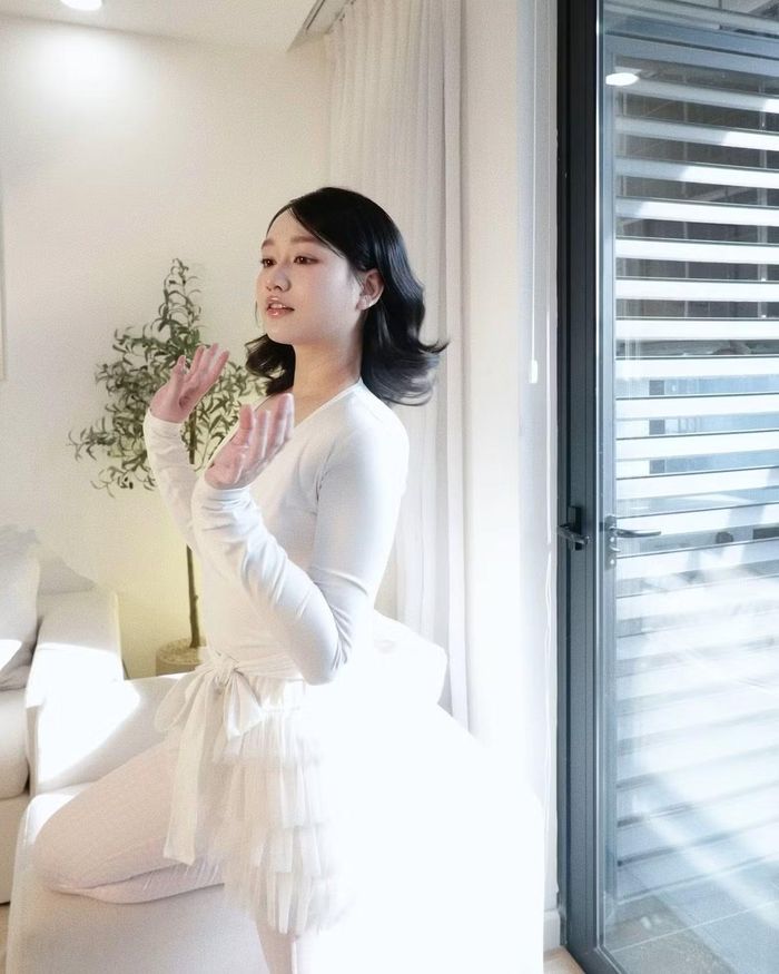 Người hâm mộ đang dành sự quan tâm cho những bước đi tiếp theo của nữ diễn viên. Ảnh: FB Trúc Anh