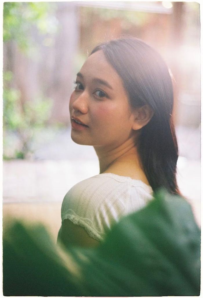 Đằng sau diện mạo thon gọn hiện tại là quá trình Trúc Anh nỗ lực thay đổi vóc dáng. Trước đó, nữ diễn viên từng có khoảng thời gian vắng bóng khỏi các hoạt động nghệ thuật và đối mặt với những thay đổi đáng kể về cân nặng. Ảnh: FB Trúc Anh