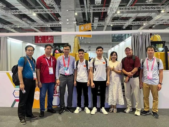 Tại kỳ thi năm nay, đoàn Việt Nam tham dự với 12 thí sinh, tranh tài ở 11 nghề. Đây là dịp để các thí sinh Việt Nam kiểm chứng năng lực nghề nghiệp trong môi trường cạnh tranh quốc tế, đồng thời giao lưu, học hỏi từ các đoàn tham dự.