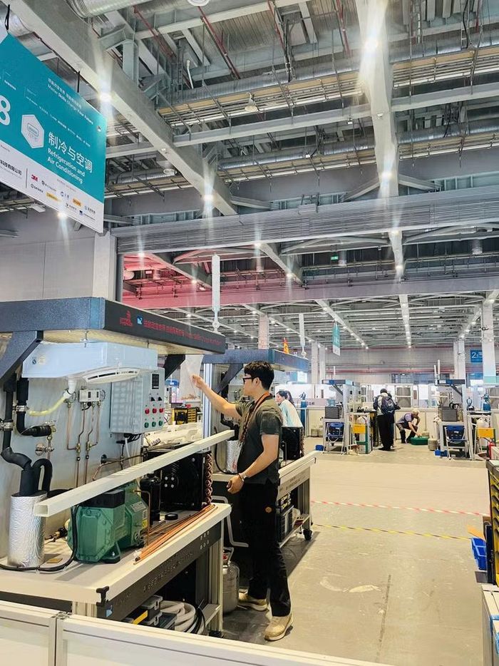 Qua từng phần thi, những khác biệt về phương pháp đào tạo, thực hành và tổ chức công việc được thể hiện trực tiếp, tạo điều kiện để các đoàn cùng trao đổi và chia sẻ kinh nghiệm.