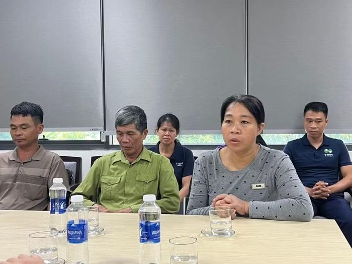 Đại diện gia đình trình bày tại buổi làm việc.