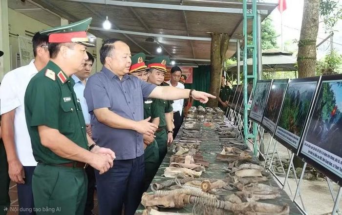 Khu trưng bày các hiện vật trong quá trình tìm kiếm hài cốt liệt sĩ. (Ảnh: Văn Long)
