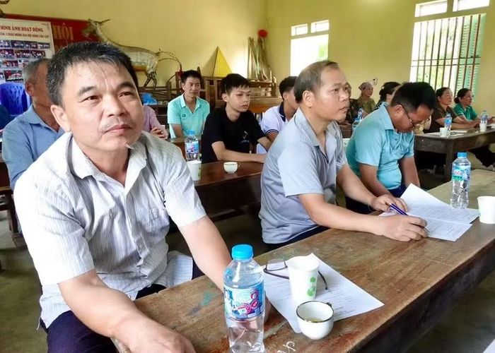 Các học viên được bổ sung kiến thức về nghề trồng cây.